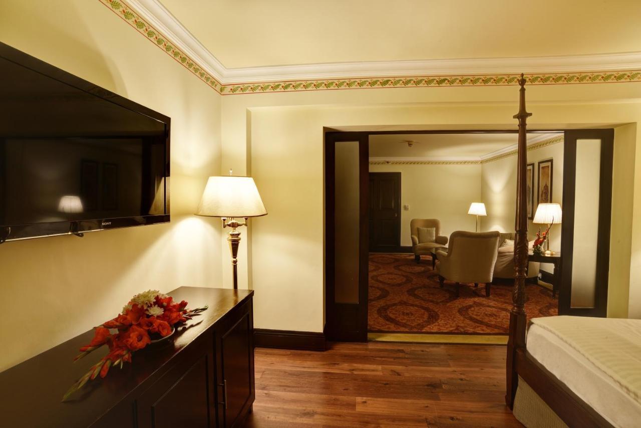 Pearl Continental Hotel, Lahore Exterior photo Suite