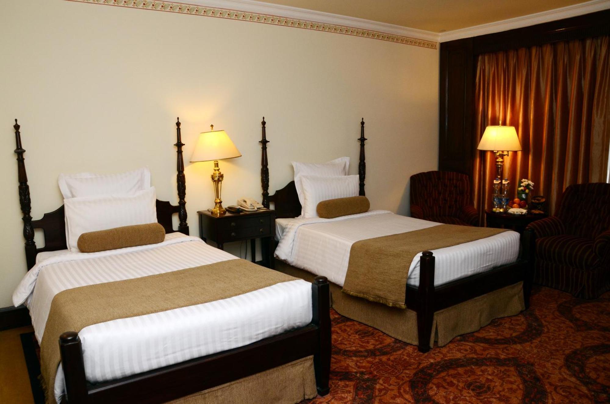 Pearl Continental Hotel, Lahore Room photo A room at the hotel
